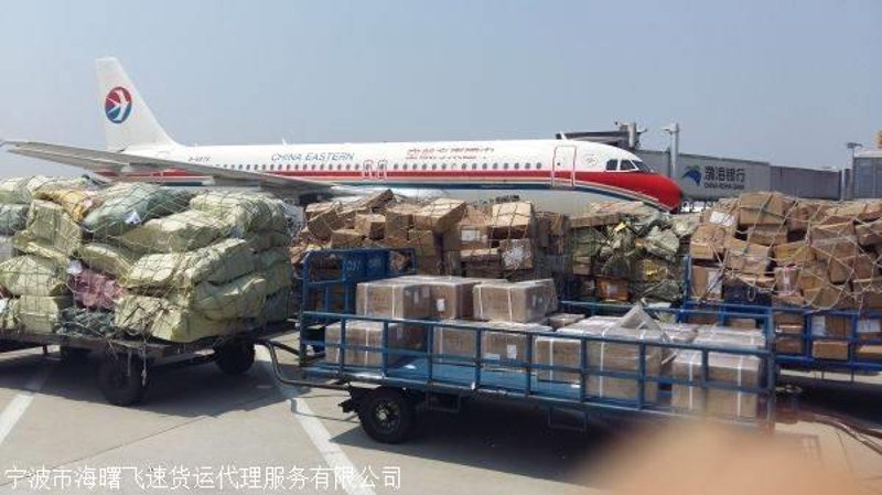 了解报关清关费用,对于进出口企业来说至关重要。本文通过具体案例和步骤说明,帮助您清晰理解报关清关的费用构成。